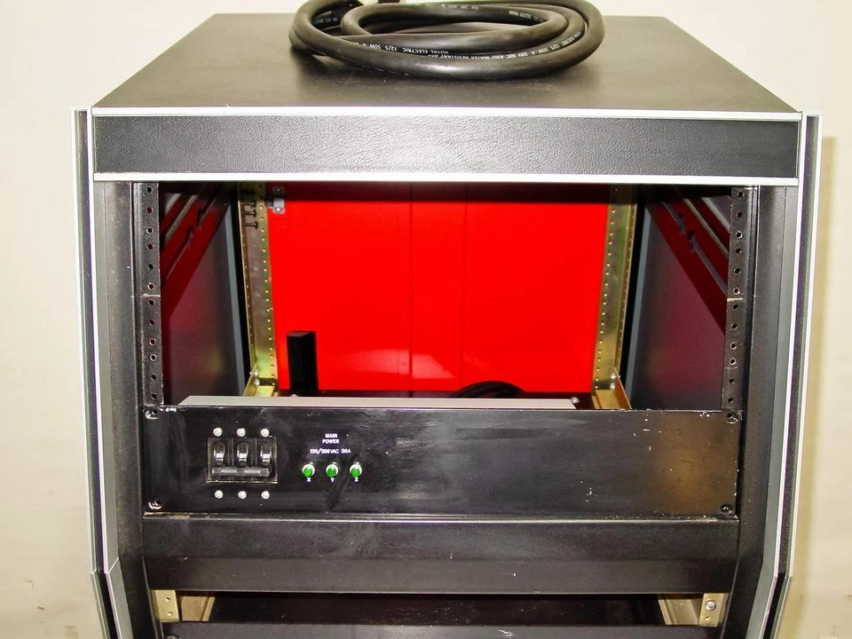 Premier Metals " Rackmount Cabinet with Kooltronic KBB63 Blower in Base 19 - Image 2 of 4