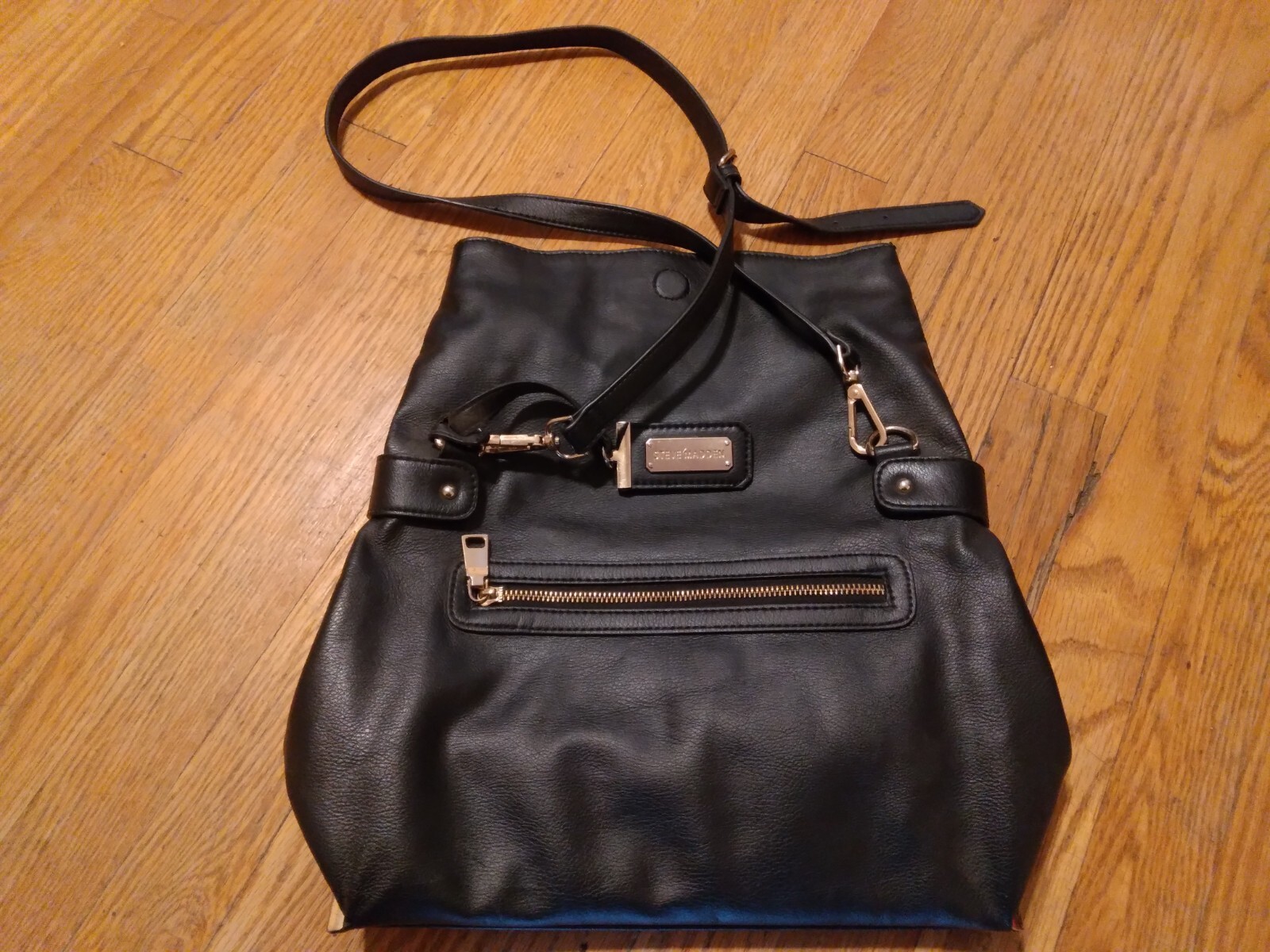 Steve Madden Black and Gold Tote Handbag Great Cond… Gem