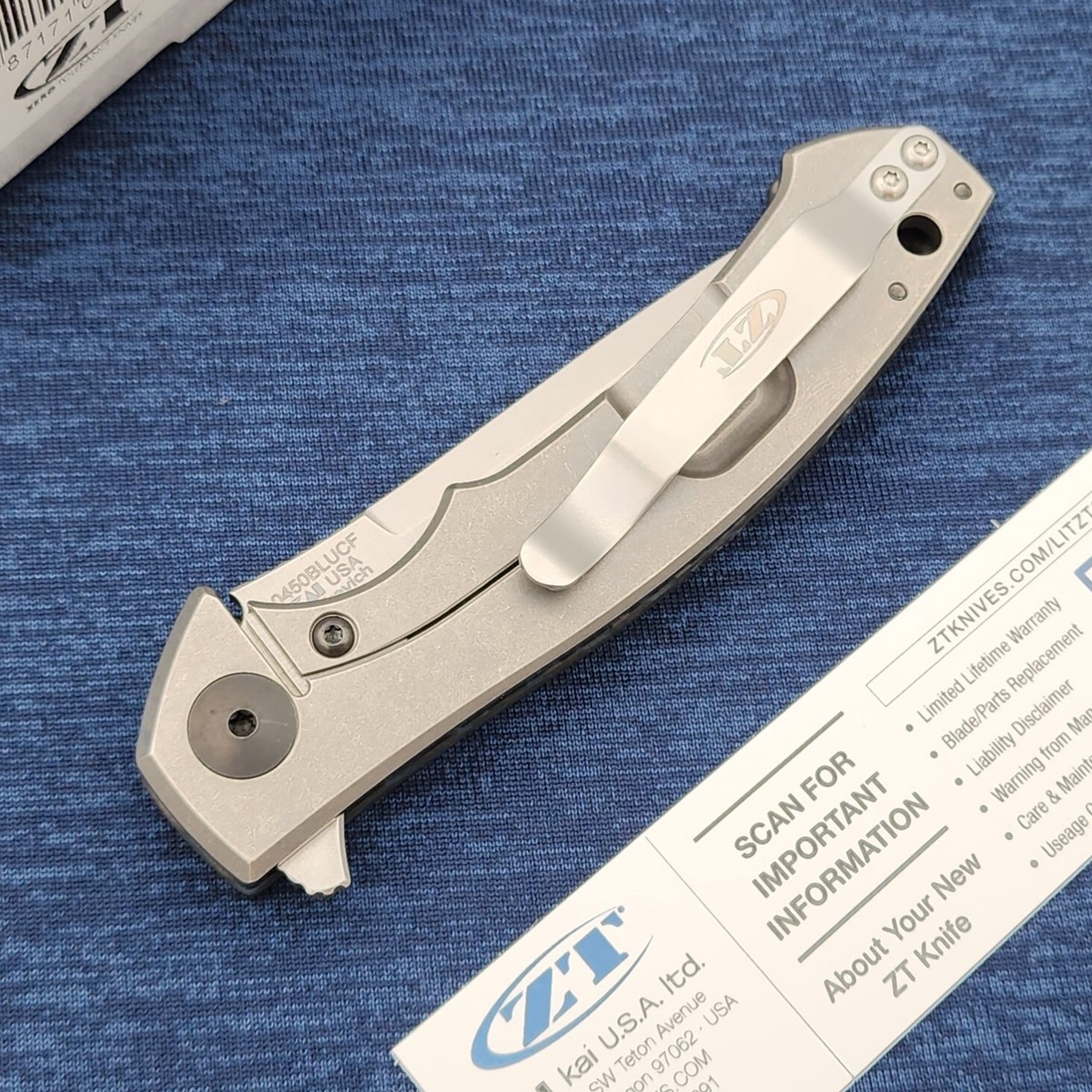 Zero Tolerance ZT 0450 MAGNACUT Blue Carbon Fiber / Titanium