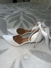 SHEIN White Bridal Shoe w/ Pearl Ankle Strap Size 7.5 Wedding/Engagement/Graduat