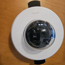 PELCO IME322-1ES 3 MEGAPIXEL NETWORK OUTDOOR DOME CAMERA With BRACKET