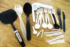 Vintage Mixed Lot of 21 Kitchen Cooking Serving Utensils Plastic Farberware ET..
