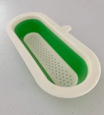 Pampered Chef Small Plastic Strainer Green and White 💚