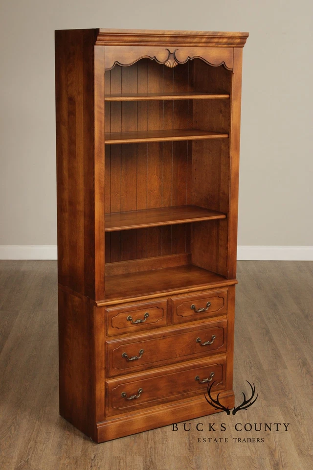 Librería abierta alta con cajones Ethan Allen French Country Foto 2 de 4