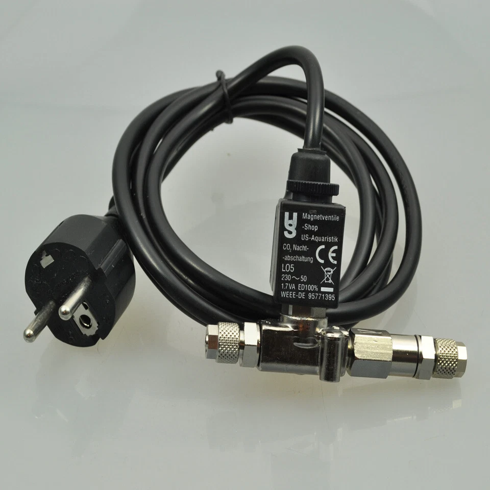 US-AQUARISTIK CO2 Nachtabschaltung Magnetventil mit Rückschlagventil und Adapter