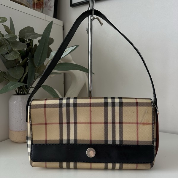 Vintage Burberry BB Nova Check Coated Canvas and Leather Shoulder Bag Trend