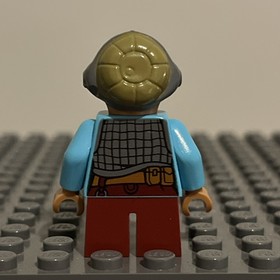 Lego Star Wars Maz Kanata Minifigure SW0703 From Set 75139 - 2D