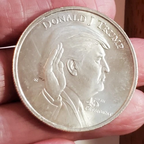 Donald Trump Silver Round 1 oz .999 AG 45th President Front, White House Reverse