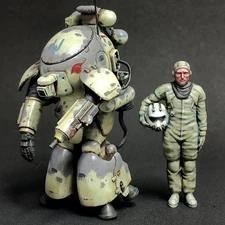 1/35 Mars Mecha Pilot Space Suit Unpainted GK Model Kit Sci-Fi Resin Figure Toys
