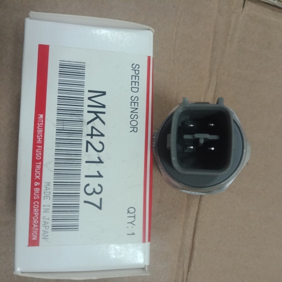 s-l1200.jpg s-l1200.jpg