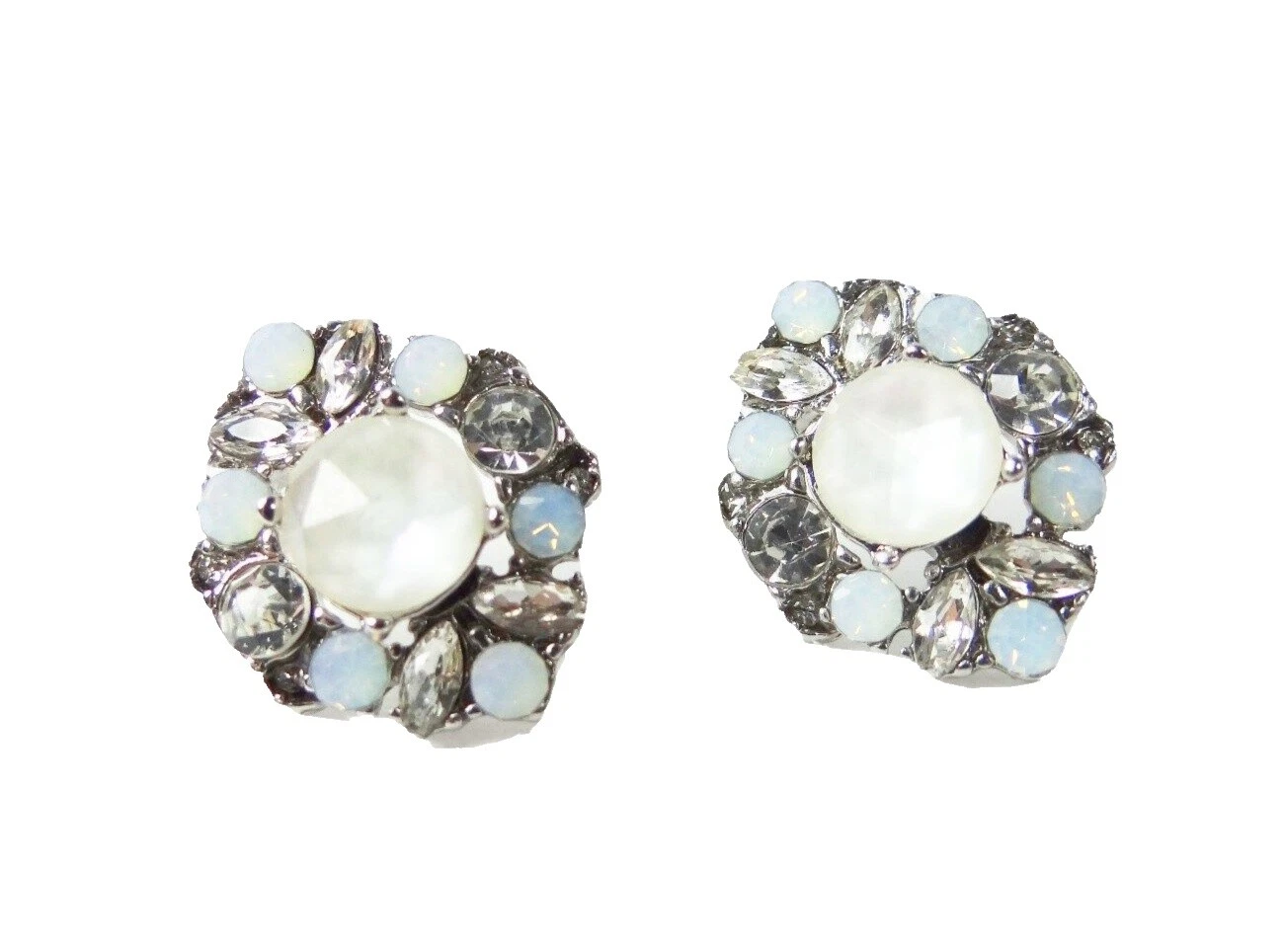 Vidrio perla Stud Pendientes de Moda