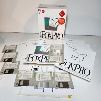 Vintage Foxpro Microsoft Macintosh Apple V2.6 Big Box