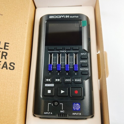 Zoom R4 4-Track Portable Multi-Track Recorder - Picture 4 of 23