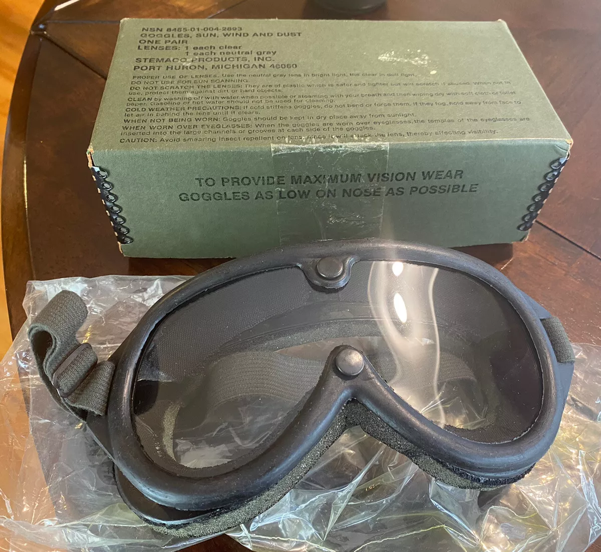 1974 STEMACO NSN 8465 01 004 2893 Sun Wind Dust Military Goggles