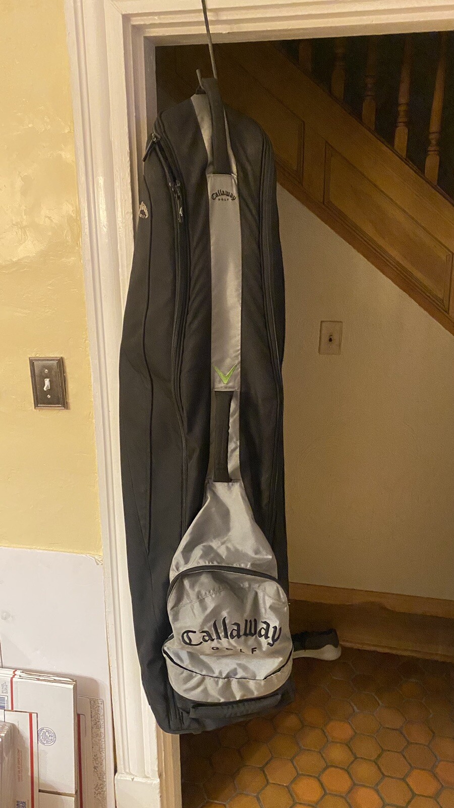 Carrier Black Gray