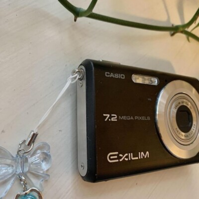 Casio Exlim EX-Z11 7.2MP 3x Optical Zoom Digital Camera for