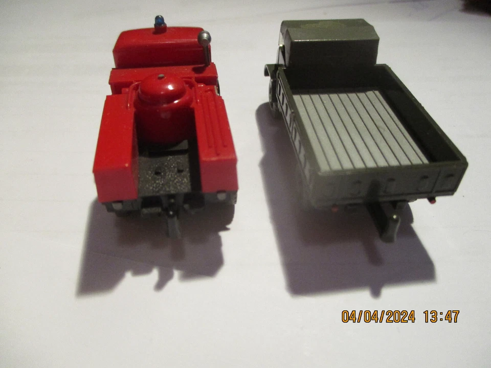 RE-WIKING - UNIMOG S X2 - PULVERLOSCHFZ, + PRITSCHENWAGEN (IST) - Immagine 3 di 4