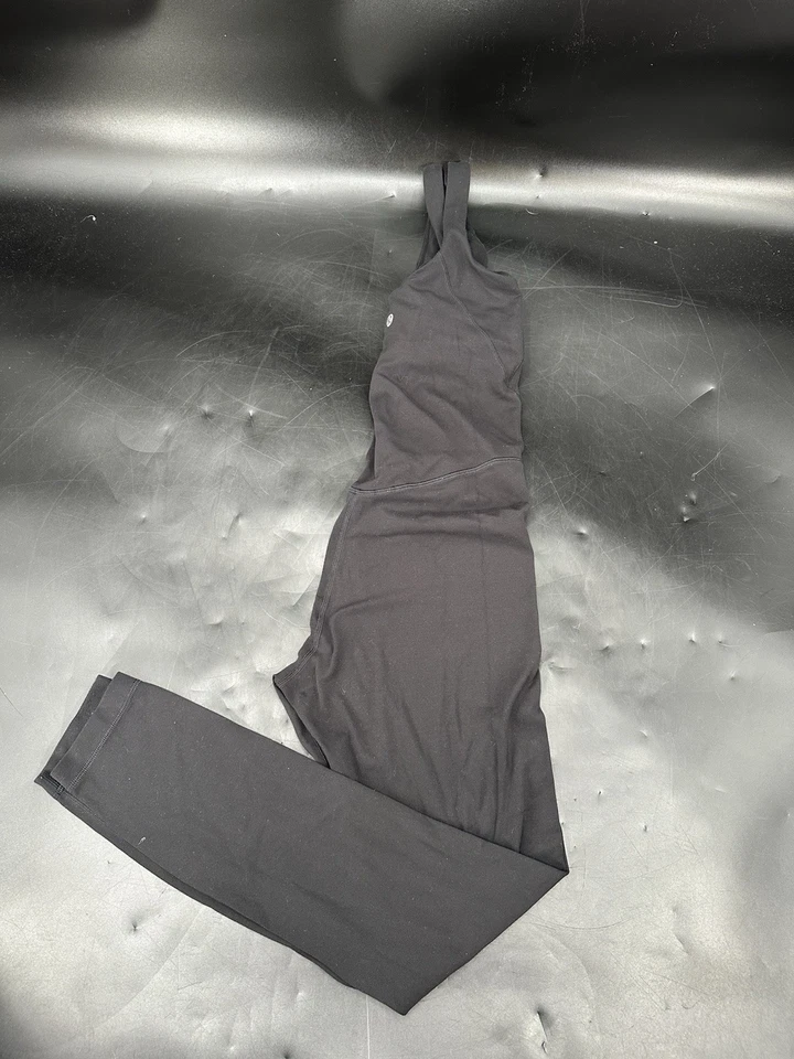 Женский комбинезон Lululemon Align 25 дюймов черный размер 4 цельный - Изображение 4 из 4