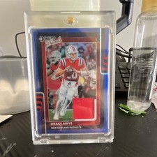 🔥🔥🔥Panini 2025 Donruss  Drake Maye Donruss Threads Mem #DTBH-DME🔥🔥🔥🔥🔥🔥
