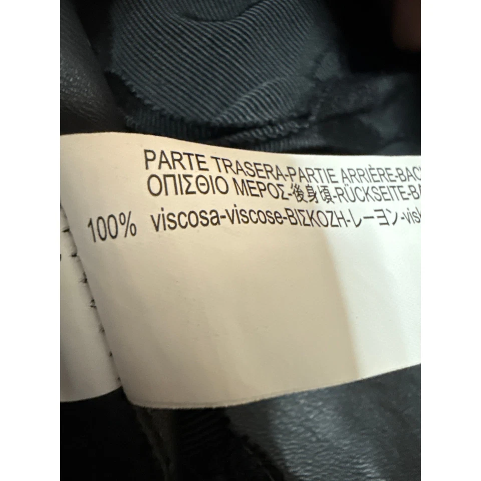 Camiseta sin mangas corta Zara para mujer negra imitación cuero vegano sin mangas con cordones espalda talla S Foto 4 de 4