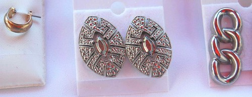 Pierced Earrings Asst'd Styles,Length,Colors,Materials Vintage/Modern 50pr S5354 - Picture 11 of 35