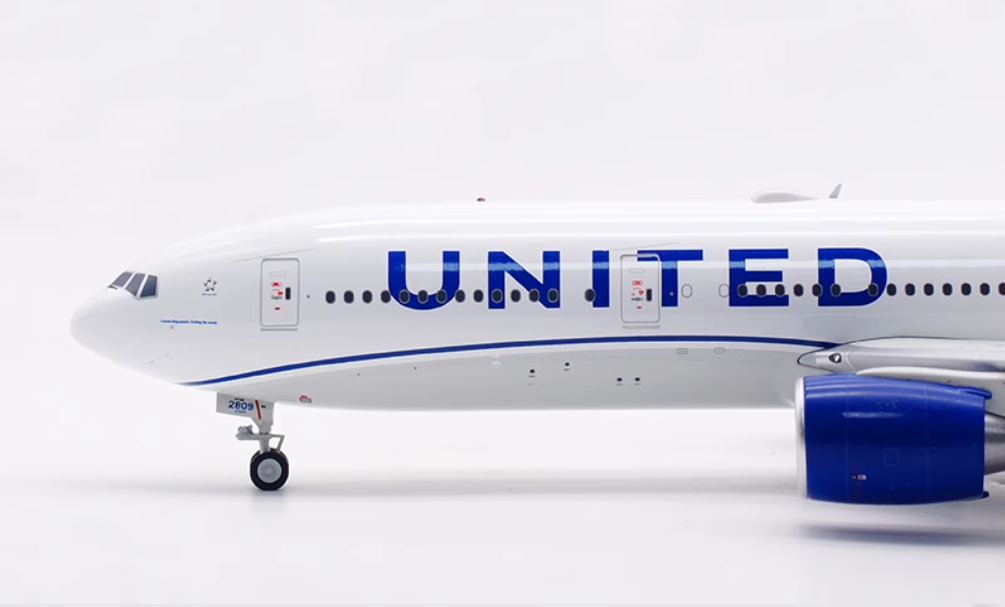 1:200 32CM InFlight UNITED BOEING 777-200ER Passenger