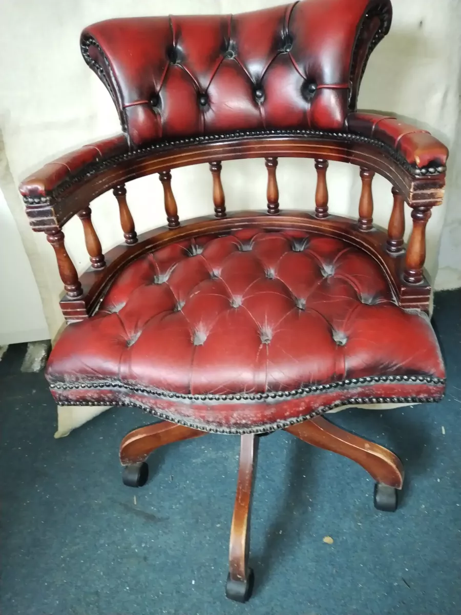 CAPTAINS style Buttoned RED leather swivel desk chair eBay