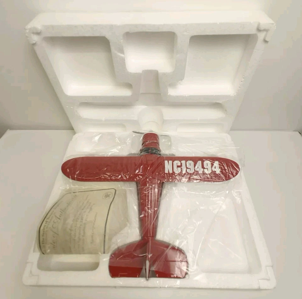 Ertl Wings Of Texaco Staggerwing 1939 Beechcraft D17S Diecast Plane  - Image 3 of 4