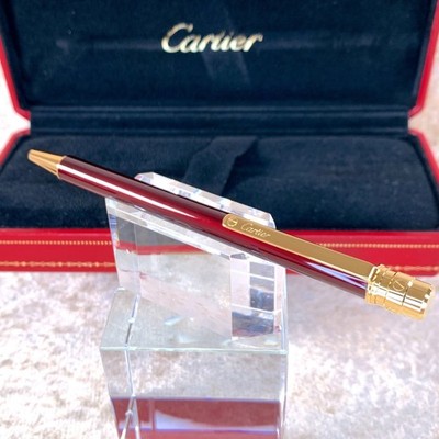 Cartier Kugelschreiber Bordeaux Lack 18 Karat Gold veredelte Details mit Etui