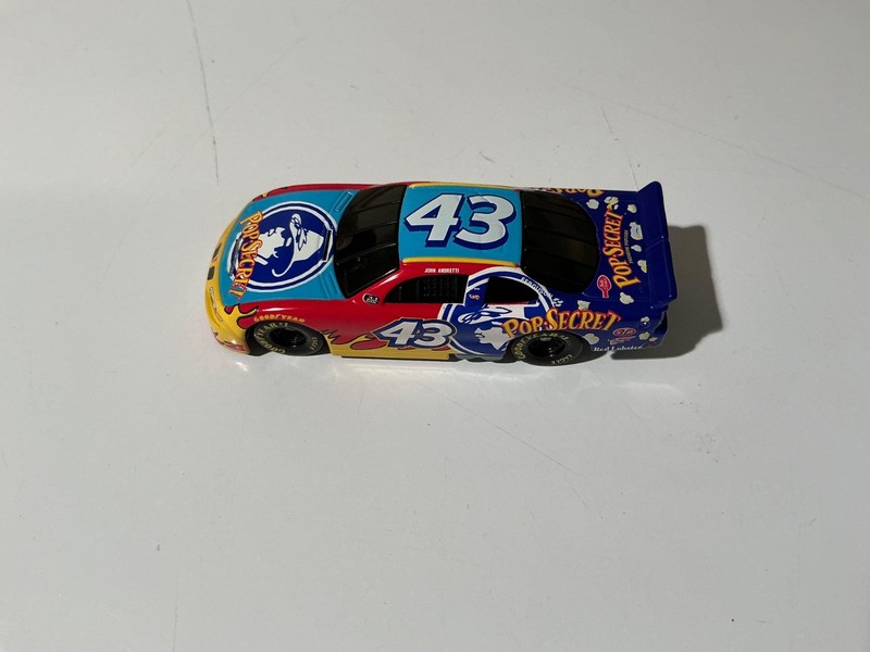 70 Richard Petty #43 die cast Pop Secret cars
