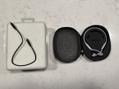 Shokz OpenRun Pro 2 Bone Conduction Headphones - Excellent Condition - White