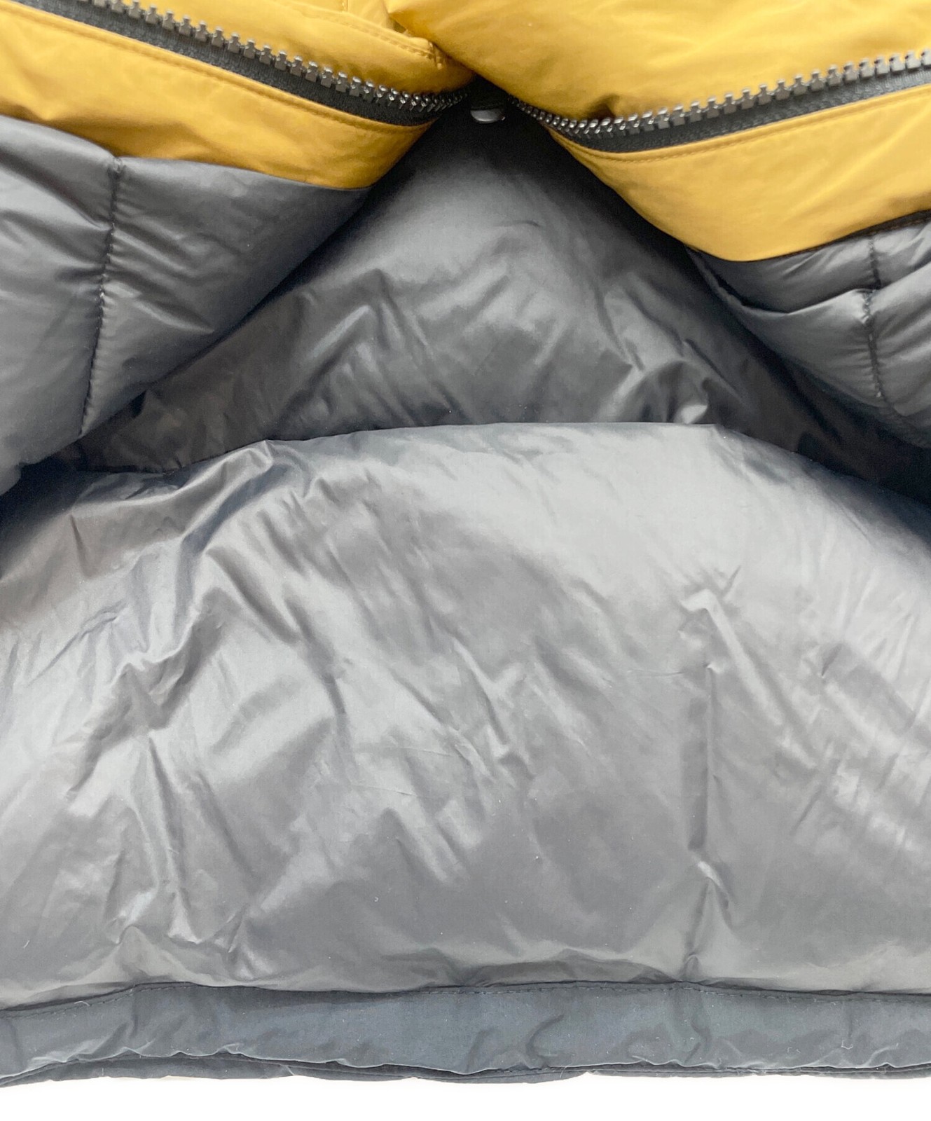 FIRST DOWN Mountain Down Jacket Size: S Beige x b… - image 12