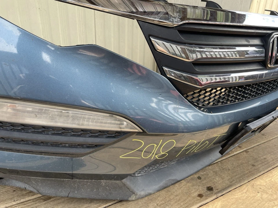 Parachoques delantero para Honda Pilot 2016-2018 (completo con parrilla) Foto 2 de 4