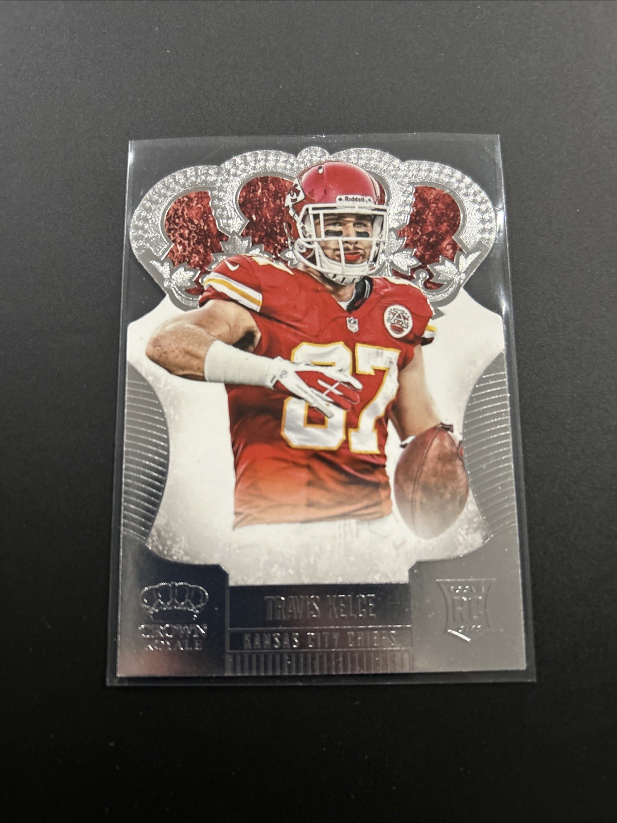 2013 Panini Crown Royale - Travis Kelce #194 (RC)