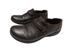 Clarks Women Cheyn Madi Dark Brown Tumbled Leather Slip On Loafers. Size 8