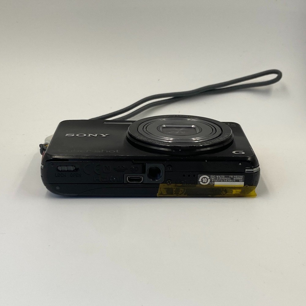 Sony Cyber-Shot DSC-WX220 Digital Camera 18.2 MP 10X Optical Zoom