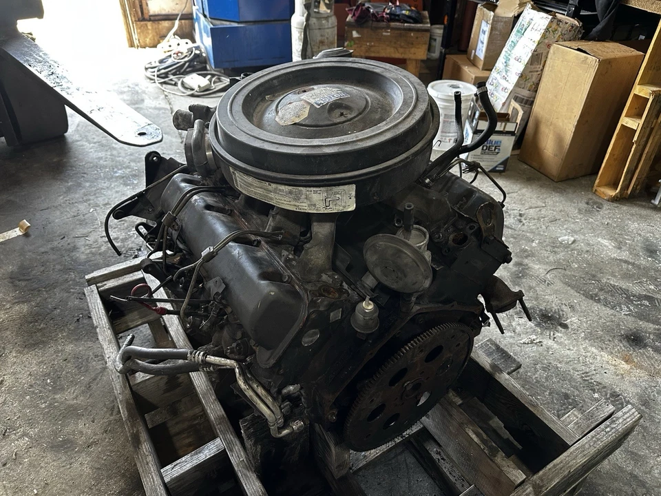 OEM GM 6.2 diesel Engine Complete Long Block and more Will Ship - Image 2 of 4