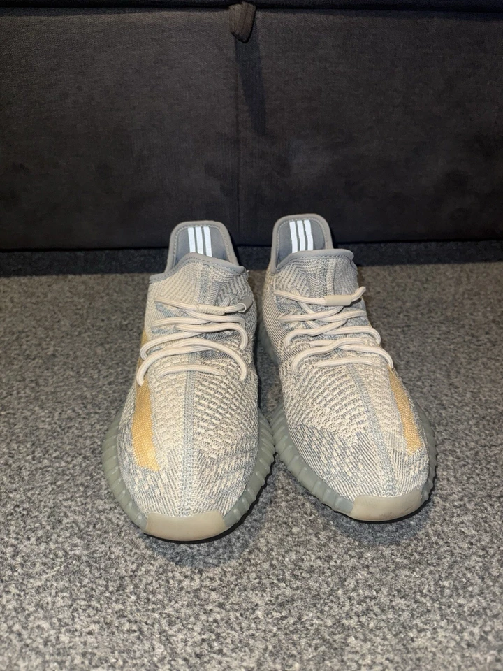Size 10.5 - adidas Yeezy Boost 350 V2 Low Israfil, photo 2 of 5