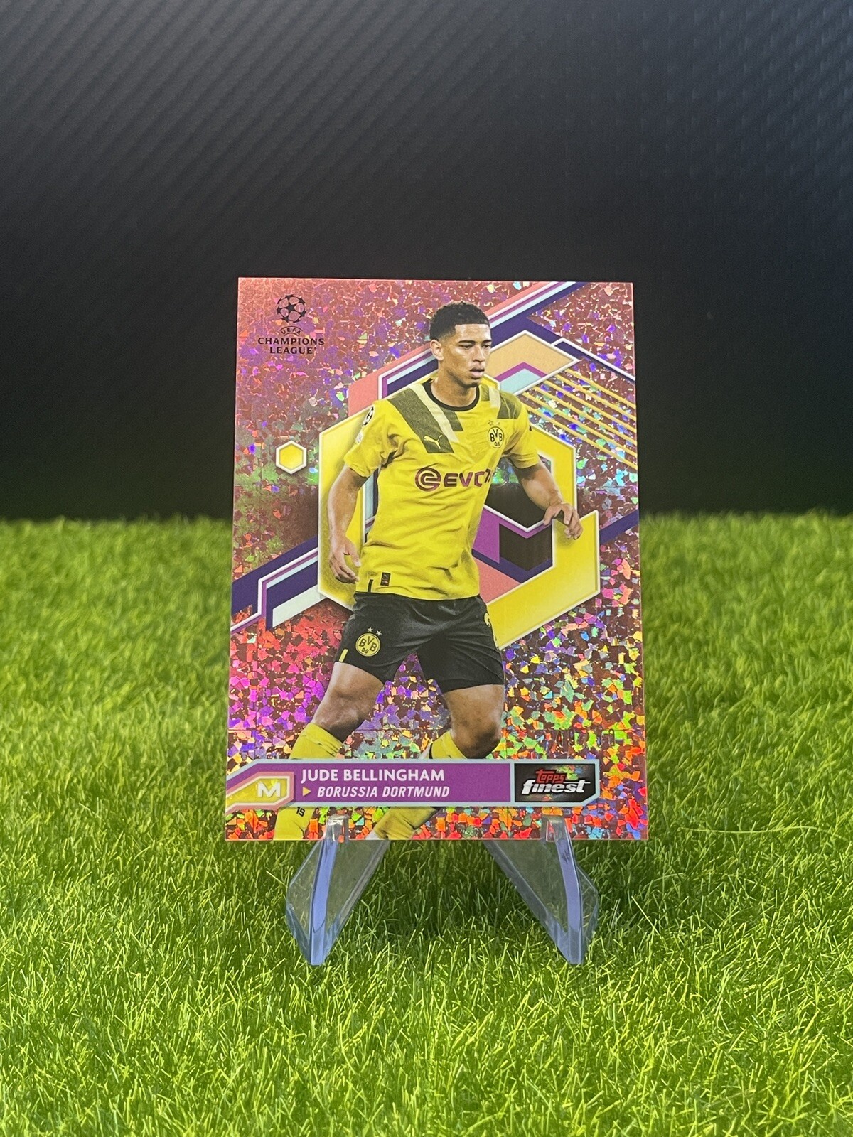 2022-23 Topps Finest UCC Jude Bellingham Rose Gold Mini-Diamond Refractor #/50