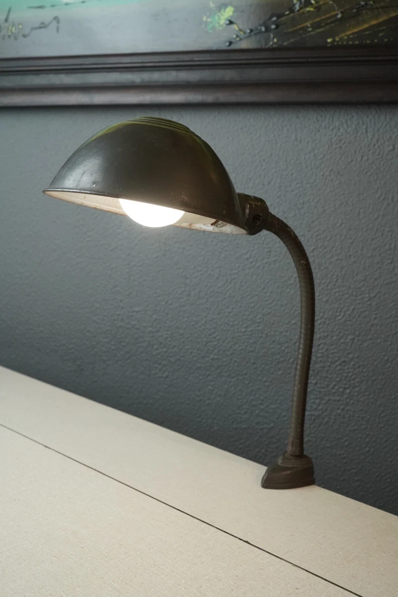 Gooseneck online lamp vintage