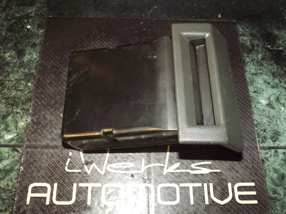 (1) 86-89 OEM USDM Acura Integra DA1 DA3 передняя консоль пепельница пепельница в серый - Изображение 4 из 4