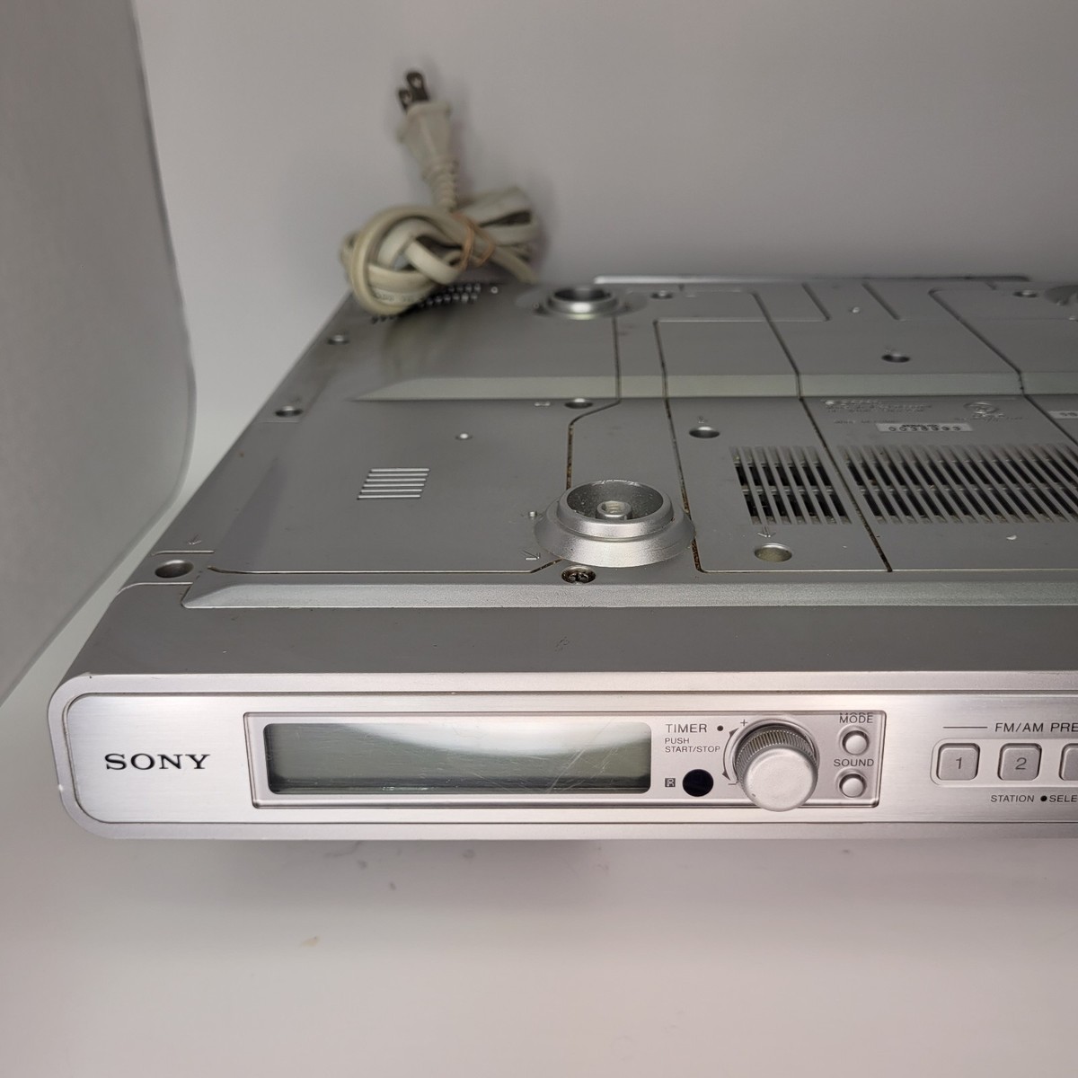 Sony ICF-CD555TV 7