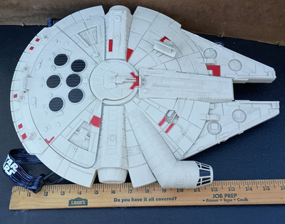 Star Wars Millenium Falcon Disney Parks Galaxy's Edge Hülle - Ohne Lichter Akku?