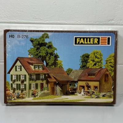 Faller B-276 Farm Set HO Scale Model Kit Germany Village Buildings Vintage