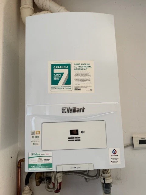 caldaia Vaillant usata ecotec pure - Immagine 2 di 4