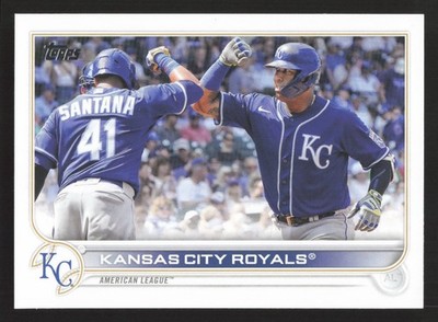 2022 Topps #647 Salvador Perez/Carlos Santana/Kansas City Royals Team Card QTY