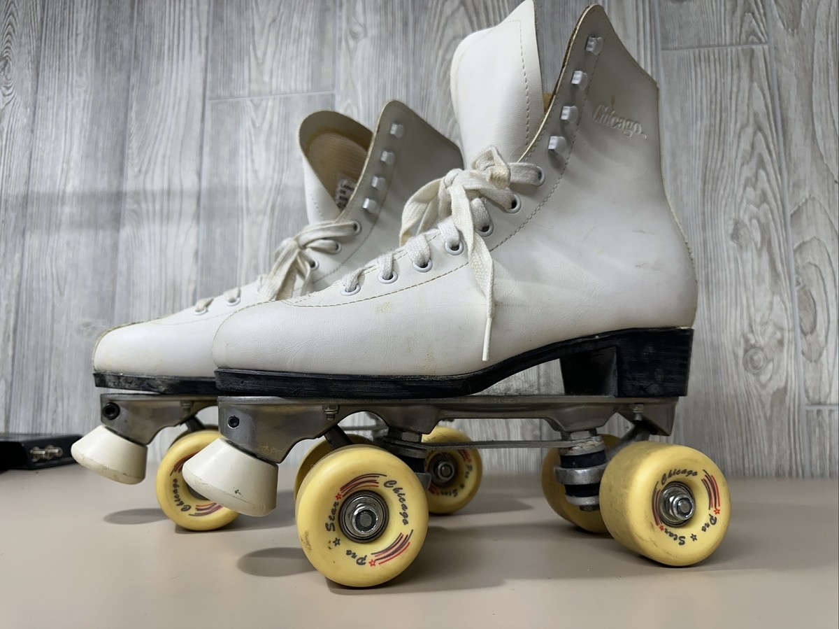 Chicago Pro Star Women's Size White Leather Roller Skates Quad - Main Image