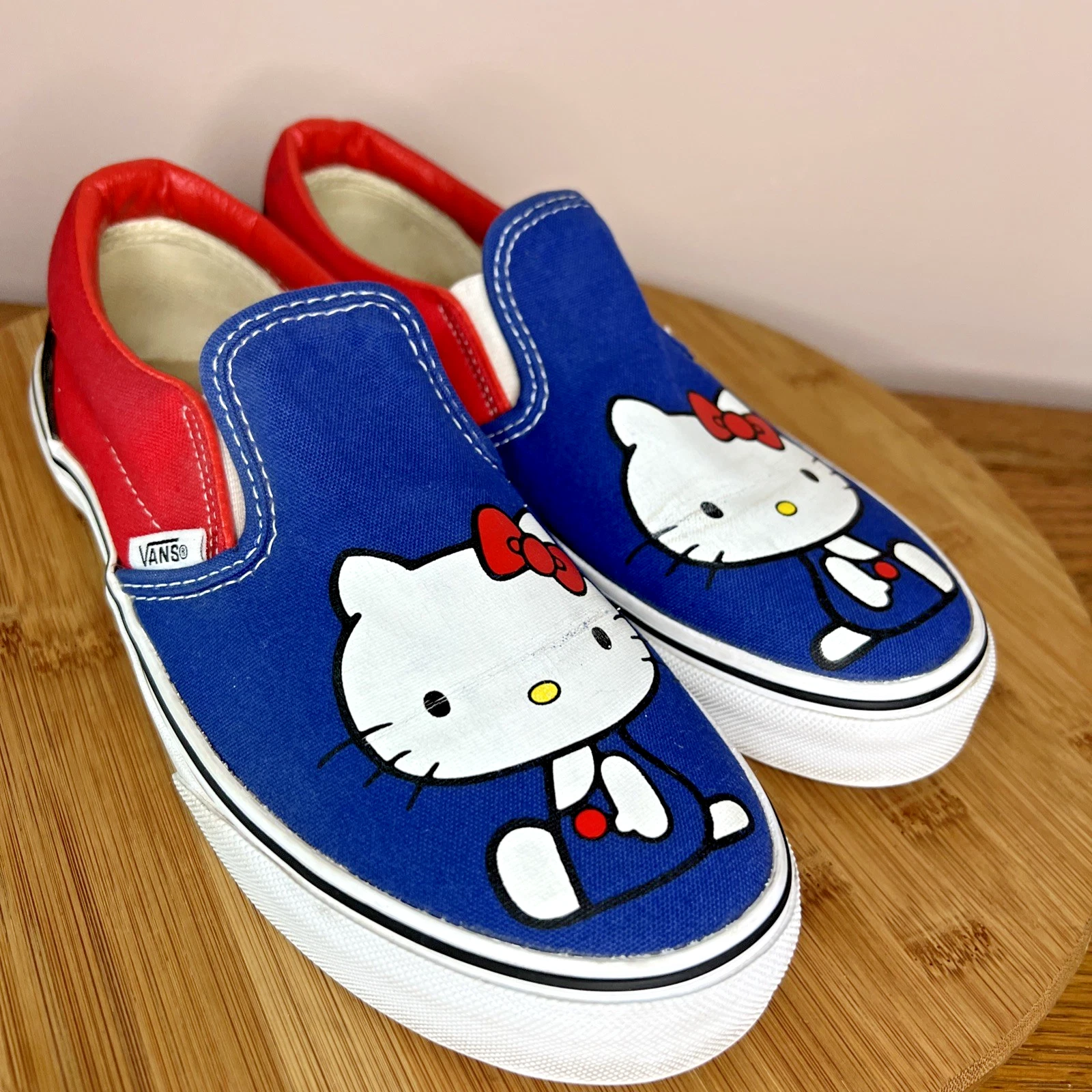 Vans slip on Hello Kitty edizione limitata bambino taglia 4 rosso blu patriottico