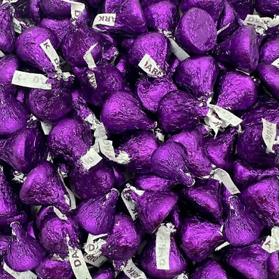 HERSHEY'S KISSES SPECIAL DARK Chocolate Christmas Candy in Purple Foil, 2 Pounds