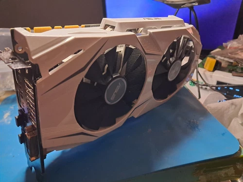 Asus GTX 1070 8GB DUAL
